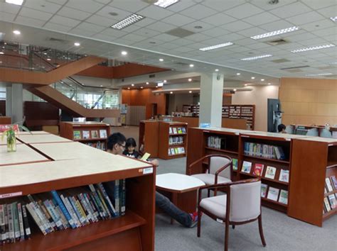 竹 南 圖書 館